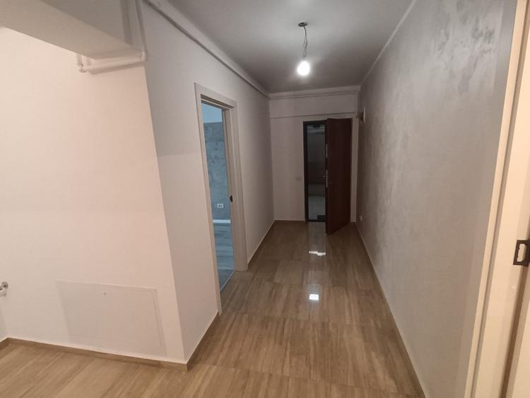 Apartament cu 3 camere decomandat în Popas Păcurari
