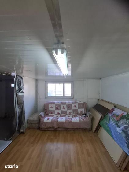 Casă cu 6 camere cu Teren 5766 Mp în Variaș