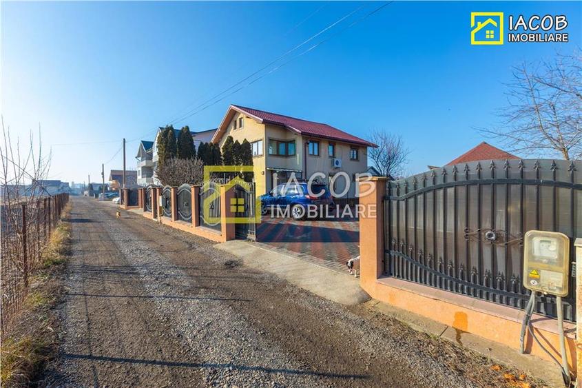 Casă individuală cu 4 camere cu Teren 544 Mp în Șerbănești