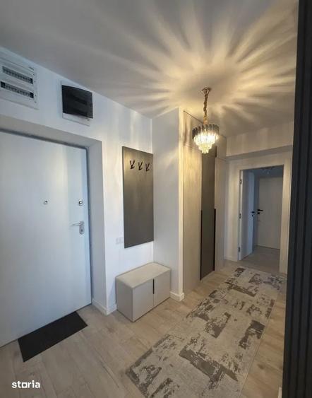 Apartament cu 3 camere decomandat în Sisești