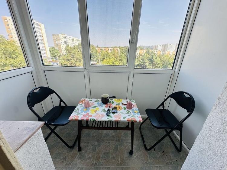 Apartament cu 2 camere decomandat în Vest