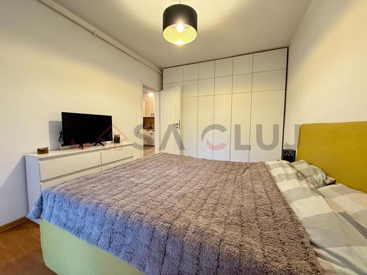 Apartament cu 2 camere semidecomandat, mobilat în Bulgaria