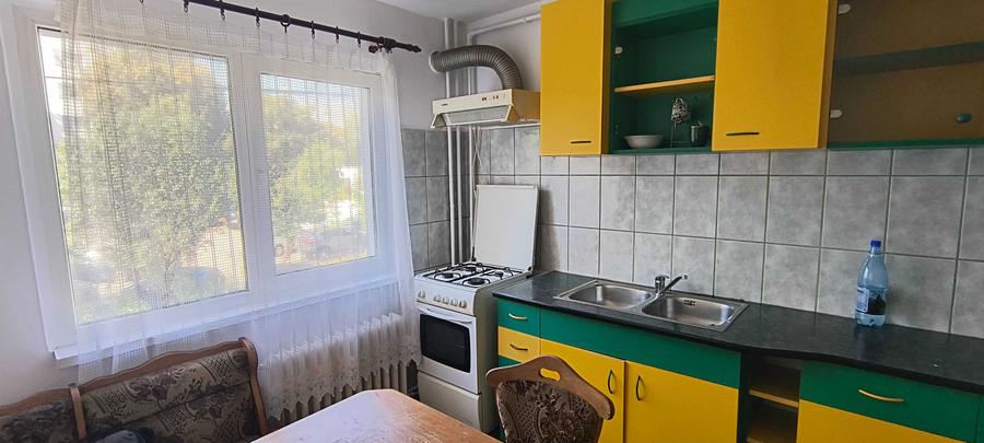 Apartament cu 4 camere semidecomandat în Mănăștur
