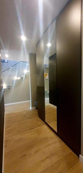 Penthouse cu 3 camere decomandat în Dacia