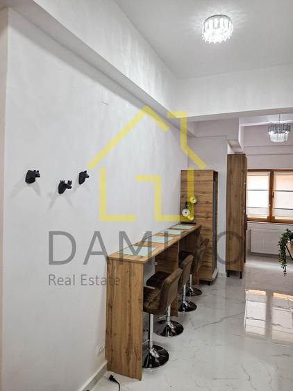 Apartament cu 3 camere semidecomandat în Calea Victoriei