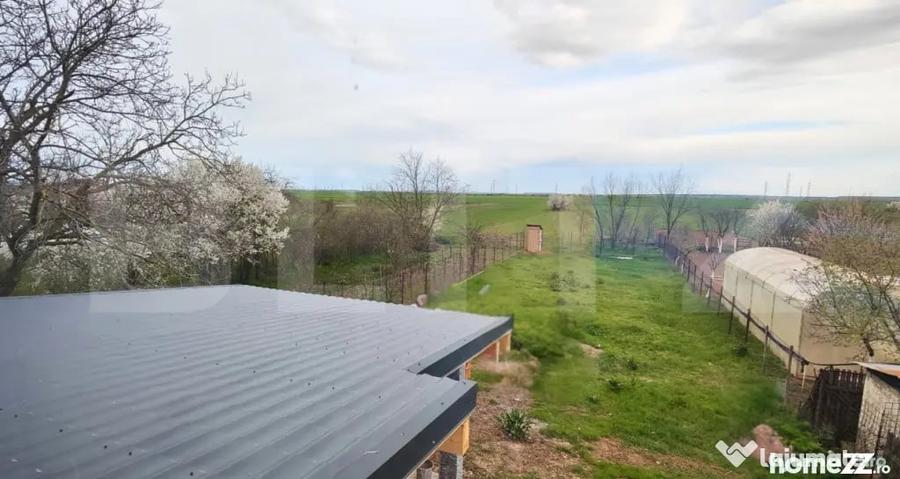 Casă cu 15 camere cu Teren 1000 Mp în Dumbrava