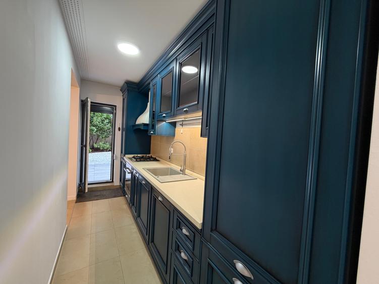 Apartament cu 3 camere decomandat în Domenii