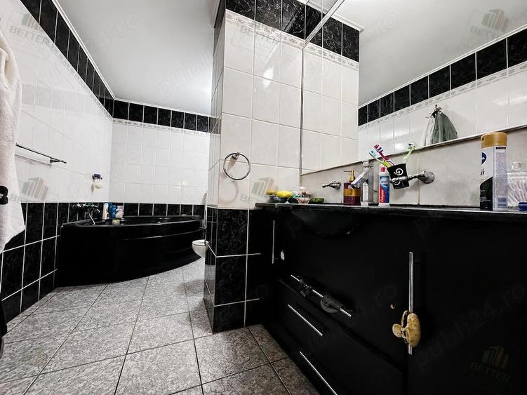 Apartament cu 4 camere decomandat în Vitan
