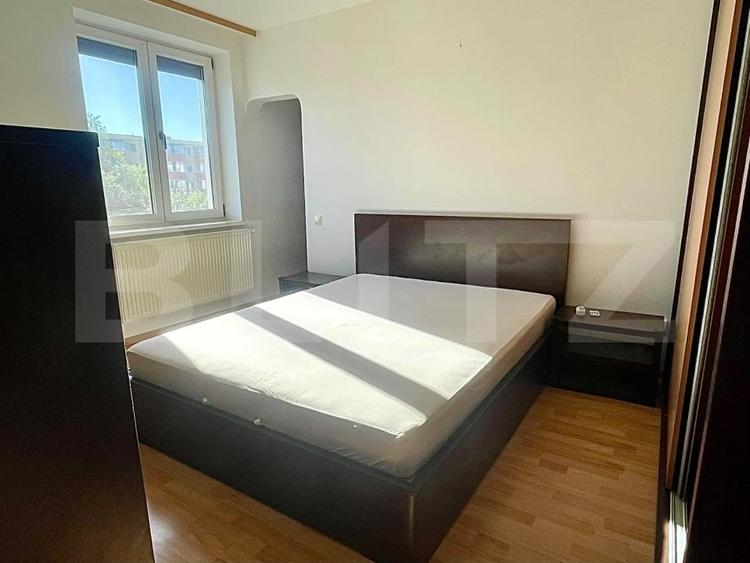 Apartament cu 2 camere decomandat, mobilat în Triaj