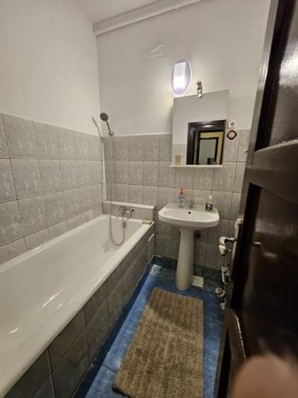 Apartament cu 2 camere decomandat, mobilat în P-ța Muncii