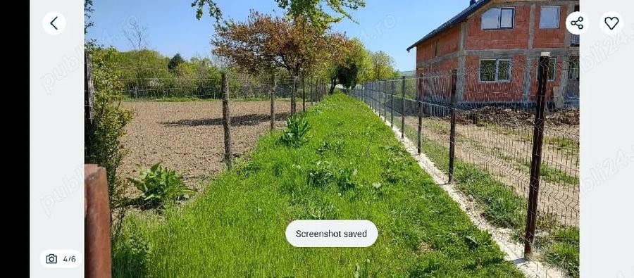 Teren de 3050 mp, în Plopu