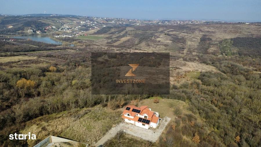 Casă cu 5 camere cu Teren 1253 Mp în Podgoria