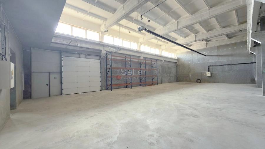 Spațiu industrial, de 530 mp, în Central