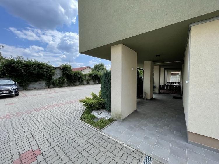 Apartament cu 2 camere decomandat în Exterior Vest