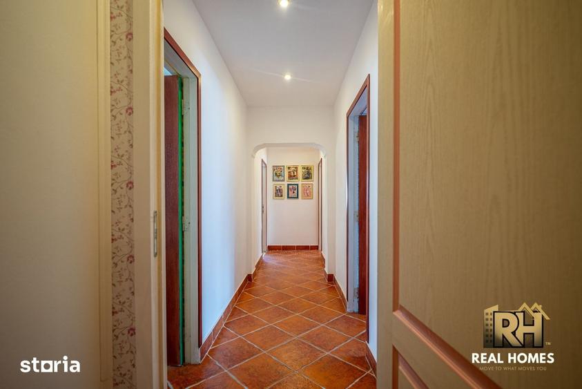 Apartament cu 3 camere decomandat în Inel II
