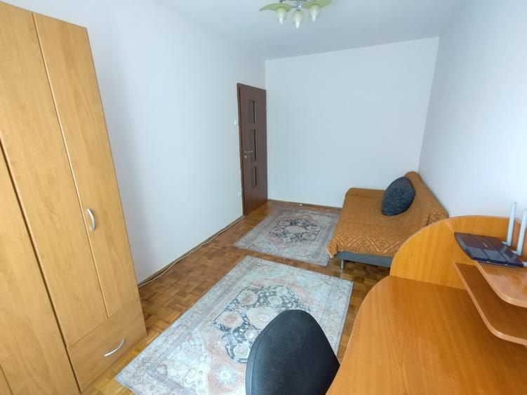 Apartament cu 4 camere, mobilat în Hipodrom 2