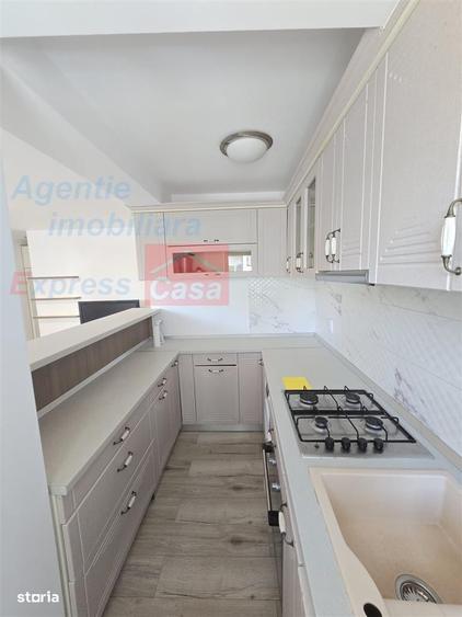 Apartament cu 2 camere decomandat în Gară