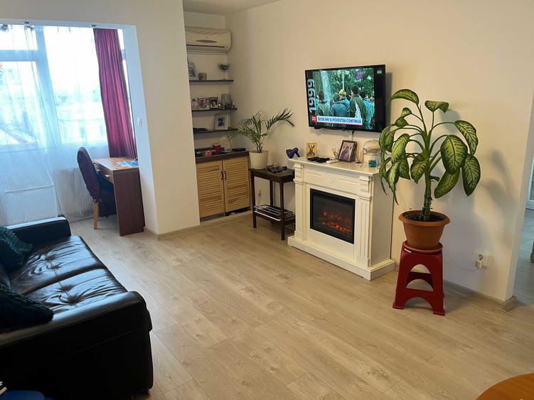 Apartament cu 2 camere semidecomandat în Gara de Nord