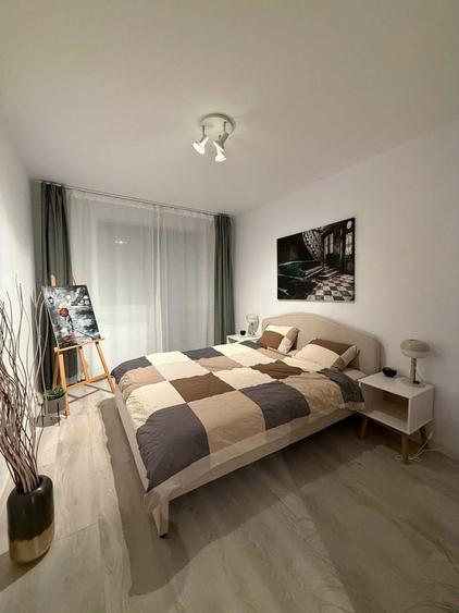 Apartament cu 2 camere decomandat în Titan