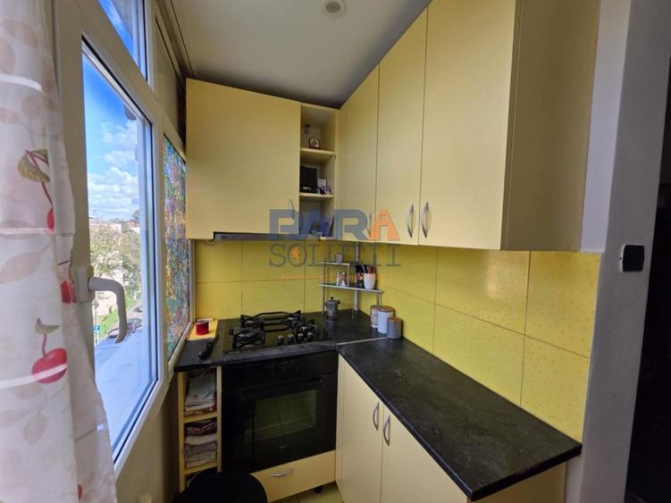 Apartament cu 2 camere decomandat, mobilat în Central