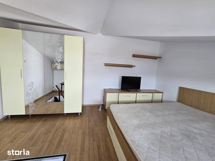 Apartament cu 2 camere în Micro 14