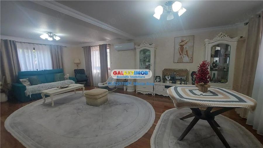 Casă cu Teren 2000 Mp în Central