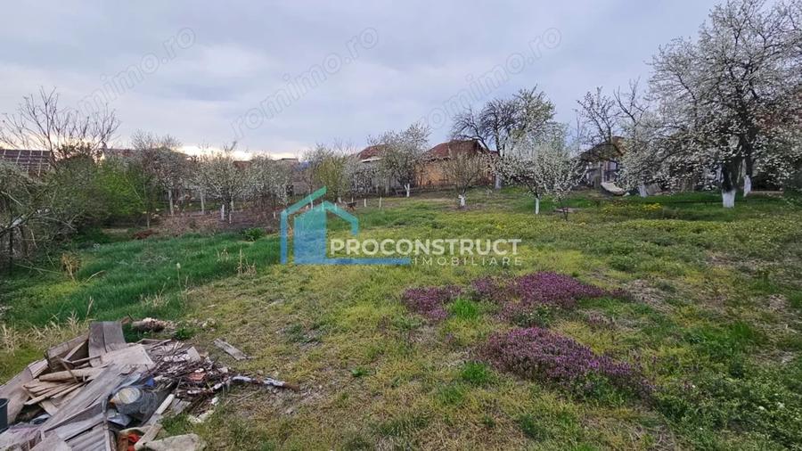 Teren de 1400 mp, în Bogdăneștilor