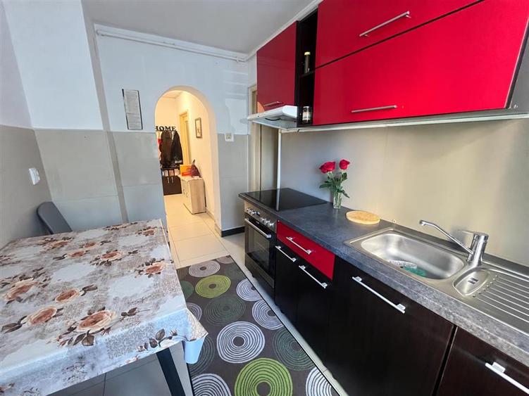 Apartament cu 2 camere decomandat, mobilat în Hipodrom 1