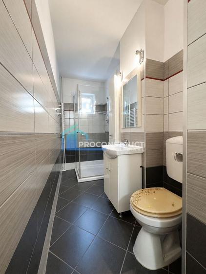 Apartament cu 2 camere semidecomandat, mobilat în Dacia