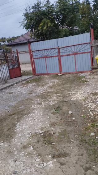 Casă cu Teren 85000 Mp în Coslugea