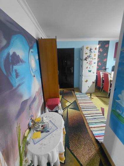 Apartament cu 2 camere decomandat în Petru Rareș