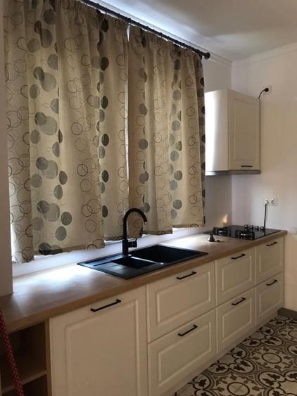 Duplex cu 4 camere cu Canalizare în Dâmbul Rotund