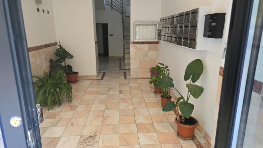 Apartament cu 4 camere decomandat în Decebal