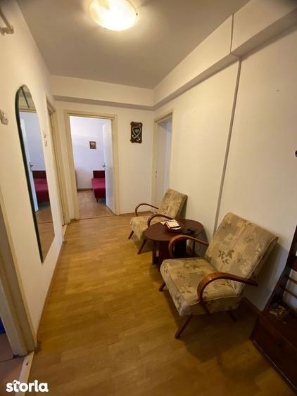 Apartament cu 2 camere decomandat în Central