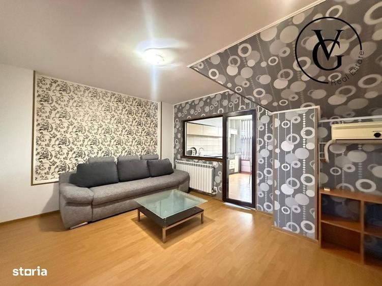 Casă cu 4 camere decomandat în Central