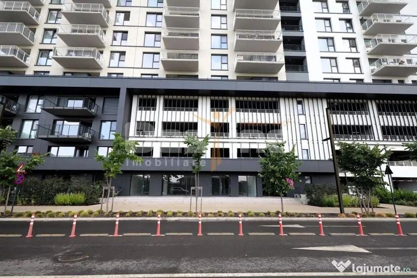 Spațiu comercial, de 217 mp, în Central