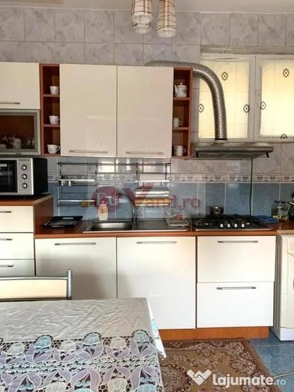 Casă cu 3 camere cu Teren 140 Mp în Central