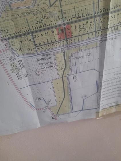 Teren de 834 mp, în Ceauru