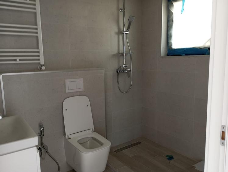 Casa individuala, la cheie, sat Dumbraveni, comuna Balotesti, str. Lahovari 90G - 7