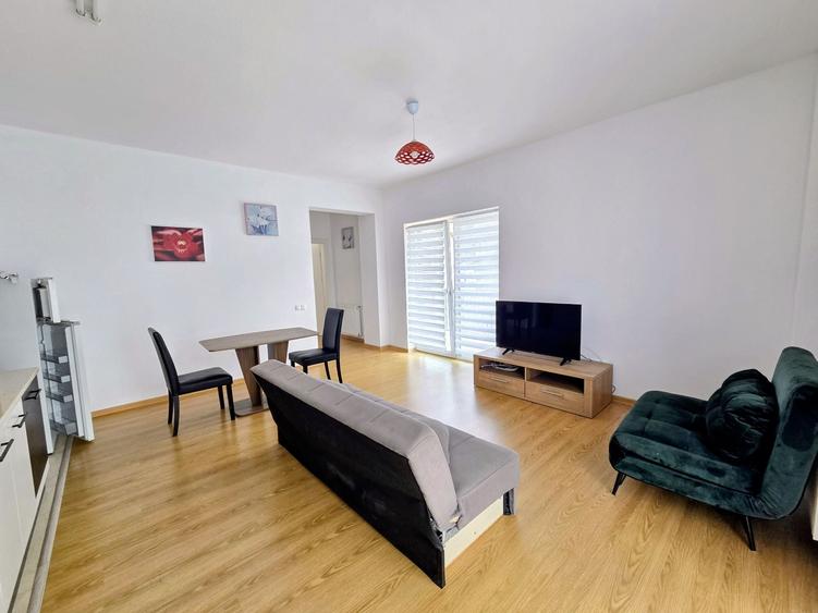 Apartament cu 2 camere semidecomandat în Florești