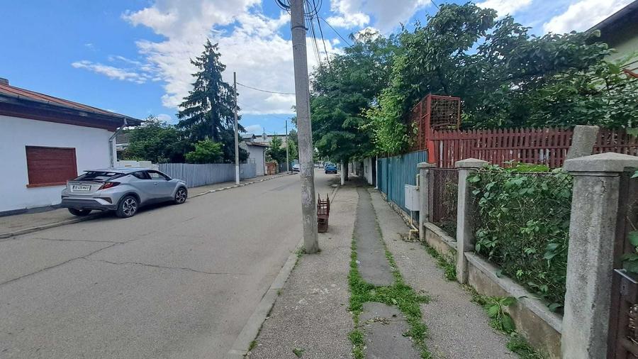 Teren de 277 mp, în Viilor