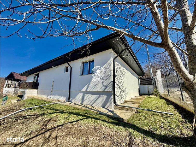 Casă cu 4 camere în Pietrăria