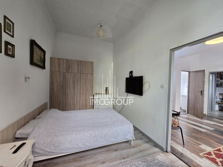 Apartament cu 2 camere semidecomandat, mobilat în Central