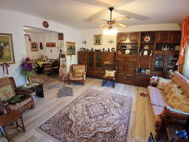 Duplex cu 4 camere cu Canalizare în Valea Lupului