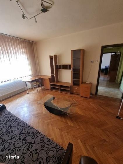 Inchirieriez apartament 2 camere Zona Rivulus Central - 8