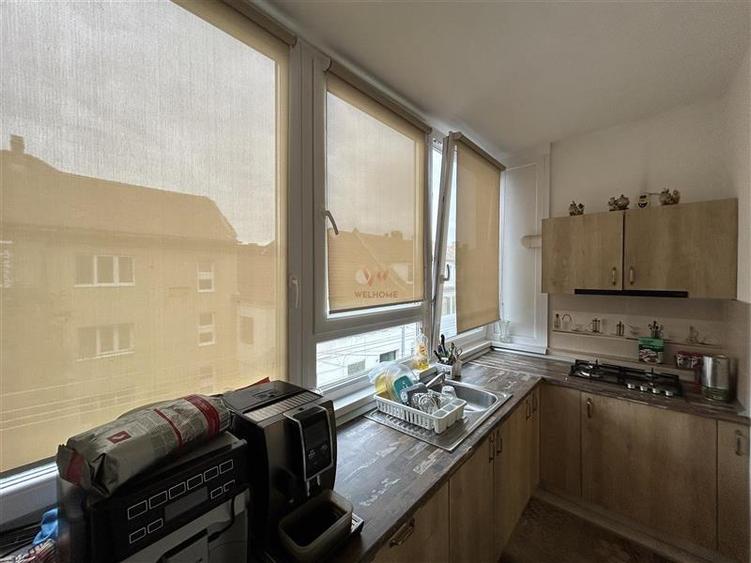 Apartament cu 4 camere decomandat în Sub Arini