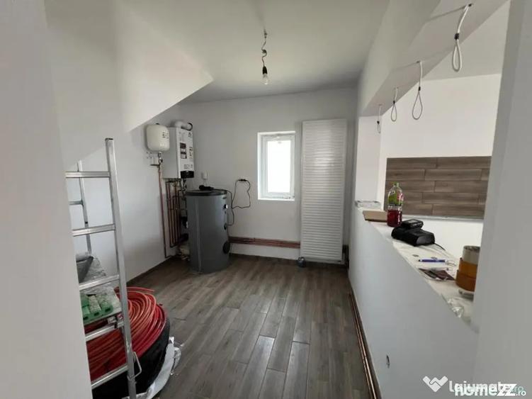 Casă cu 3 camere cu Teren 187 Mp în Brănești