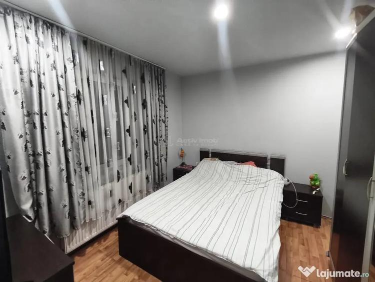 Casă cu 5 camere cu Teren 180 Mp în Muncitoresc