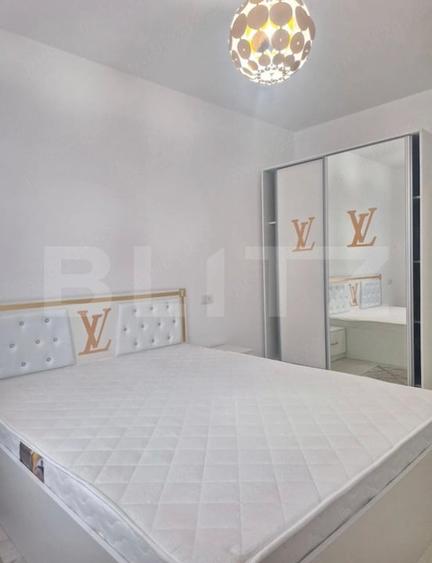 Apartament cu 2 camere decomandat, mobilat în Tractorul