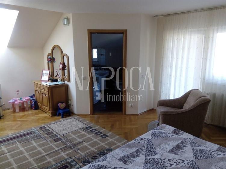 Casă individuală cu 6 camere cu Canalizare în Florești